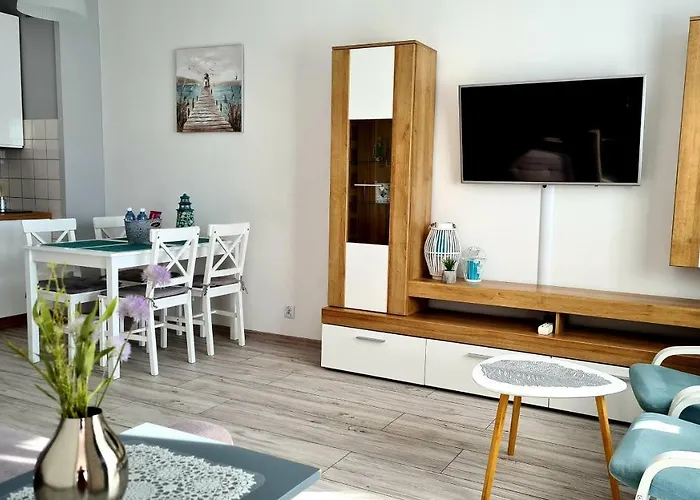 Lägenhet Apartament Z Garazem W Kolobrzegu Kołobrzeg