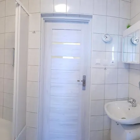Apartament Z Garazem W Kolobrzegu Apartman