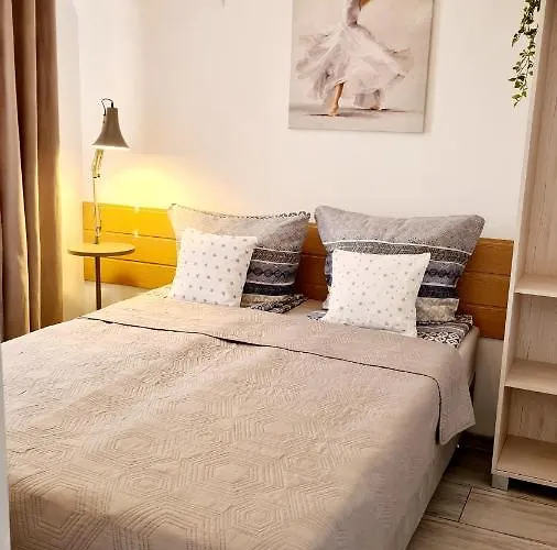 Апартаменты Apartament Z Garazem W Kolobrzegu *